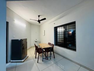 AL-Kabeer Central spot budget apartment thampanoor - Trivandrum - 2