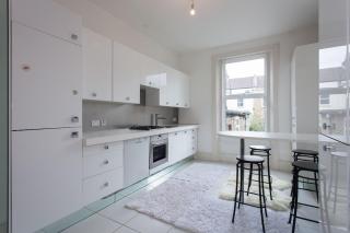 Spacious 3 Bed Apartment, NW6 - Londra - 0
