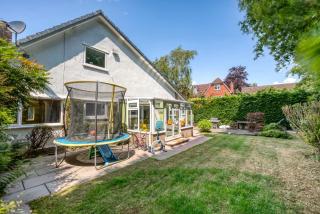 Quirky Family Friendly Home - Solihull - 7