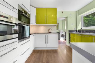 Quirky Family Friendly Home - 1