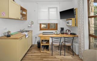 Gorgeous Home In Rovinj With Wifi - Rovinj - 8