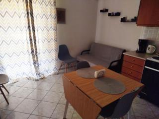 Small Apartment Trikala - 6