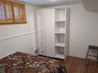Bright and Cheery separate unit - Hamilton - 3