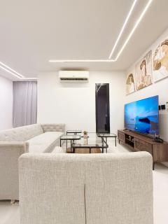 Two bedroom apartment with private balcony 26B - Riad - 7