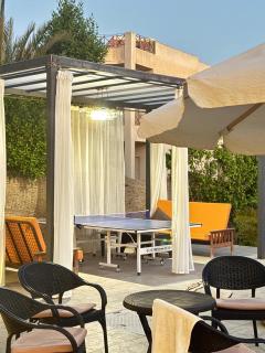 Villa Ayoun El Nakheel Luxury Family Stay with Garden and Pool - - 8