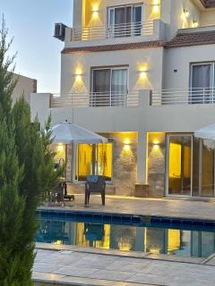 Villa Ayoun El Nakheel Luxury Family Stay with Garden and Pool - - 0