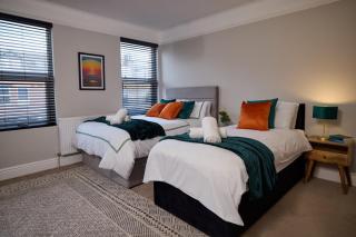 Luxe Home, Long Stay Savings, Central, Parking - Leeds - 9
