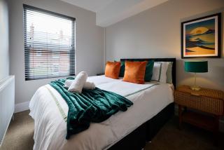 Luxe Home, Long Stay Savings, Central, Parking - Leeds - 3