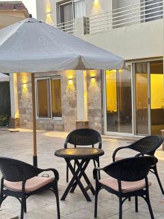 Villa Ayoun El Nakheel Luxury Family Stay with Garden and Pool - - 7