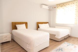 Elit 61 Hotel - - 9