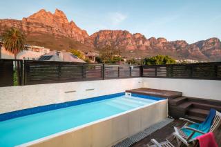 Sea View 3bed Apt w Pool near Beaches Glen Sunsets - Cidade Do Cabo - 7