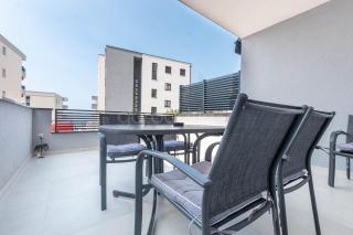 Spacious Apartment Rosa - Makarska - 0