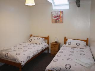 Kingfisher - 30788 - Swimbridge - 1