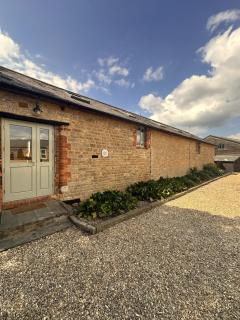 Rats Retreat at Tove Valley Cottages - Towcester - 9