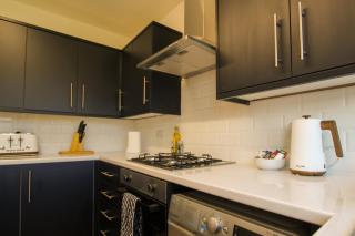 New Hey Long Stay Contractor Home by Rework Accommodation - Birkenhead - 8