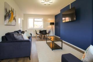 New Hey Long Stay Contractor Home by Rework Accommodation - Birkenhead - 6
