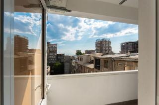KeyGo #0163 I 2 Bedroom I Balcony I Near Park - Yerevan - 1