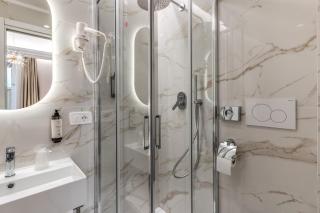 Lumi Hotel - 2