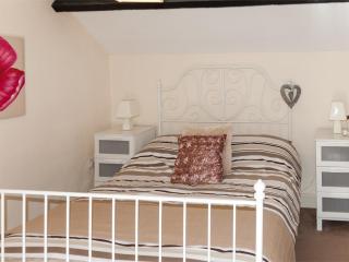 2 Bed in Ystragynlais BN247 - Crynant - 2