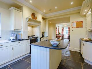 4 Bed in Hawkshead Village LLH03 - Hawkshead - 2