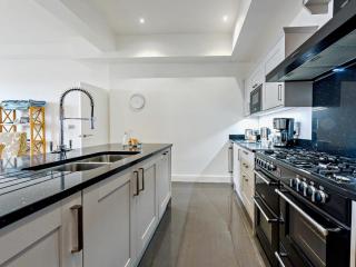 3 Bed in Tenby FB161 - Tenby - 3