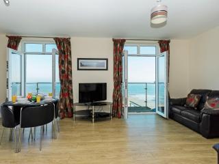 Sunny Beach Apartments - Shanklin - 0