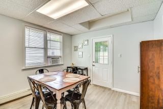 Cozy Keansburg Cottage Walk to Beach and Boardwalk! - Keansburg - 4