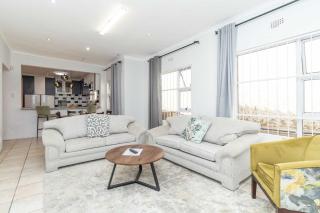 Charming 2-Bedroom in Joburg - Johannesburg - 0