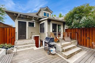 Timeless on Taylor Street - 7