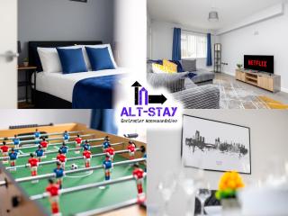 Alt-Stay Leeds, M621 Junction 1 - Free Parking & Fast Wi-Fi - Fussball Table - Master En-suite - Idea For Contractors & Long Stays - Leeds - 0