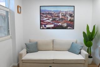 Lois Apartment - - 9