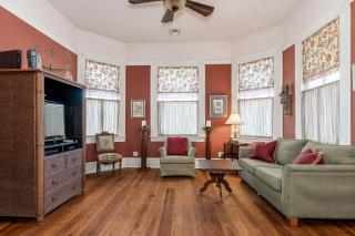 The Middle Sister - Galveston - 9