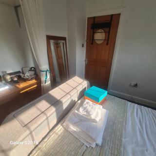 Probably the best bed in London - - 2