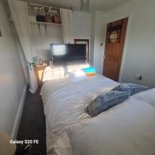 Probably the best bed in London - 1