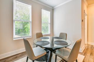 2 Mi to Dtwn Charlotte Unit with Rooftop Deck! - 4