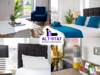 Alt-Stay Leeds, Horsforth - Parking & EV Plug - King Size Bed - En-suite's - Ideal For Contractors & Long Stays - Horsforth - 0