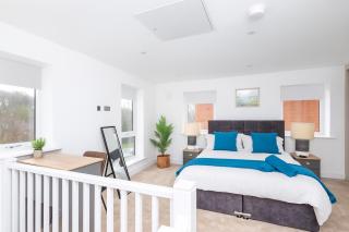 Alt-Stay Leeds, Horsforth - Parking & EV Plug - King Size Bed - En-suite's - Ideal For Contractors & Long Stays - Horsforth - 8
