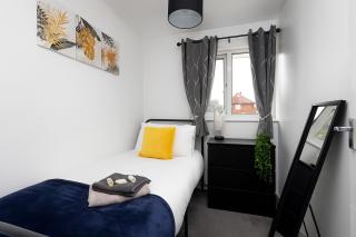 Alt-Stay Leeds, M1 Junction 45 Skelton Lane - Parking - Wi-Fi - Ideal For Contractors & Long Stays - Leeds - 6