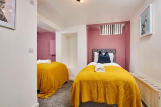 Perfect Contractor House in Leeds with 6 Beds by PureStay- 7 night min! - Headingley - 3