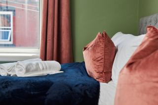 Perfect Contractor House in Leeds with 6 Beds by PureStay- 7 night min! - Headingley - 2