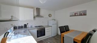 Charming 3 bed near A1 and central Peterborough - 5