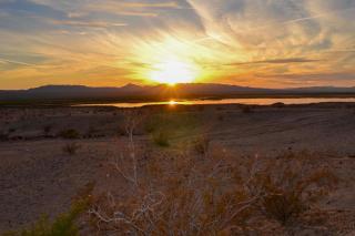 5 Mi to River Topock Boating and Off-Roading Oasis! - 8