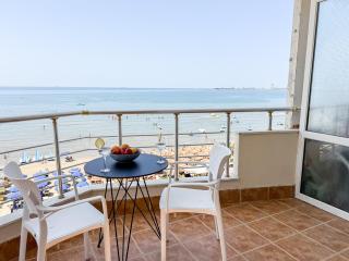 Lungomare Beachfront Apartments - Durrës - 4