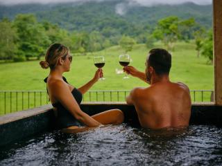 Paradise Hot Springs - Thermal Water & Volcano Views - 7