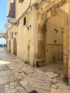 Gli appartamenti del vico - 1