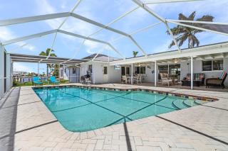 Luxurious & Adventurous Getaway - Villa Waterfront Escape - Roelens - Cape Coral - 3