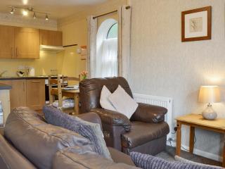 Eldin Hall Cottage 1 - Uk2483 - Cayton - 0