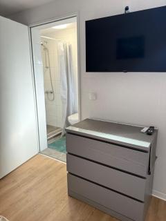Modern Cozy Studio Apartment & Terrace - Oldenburg - 2