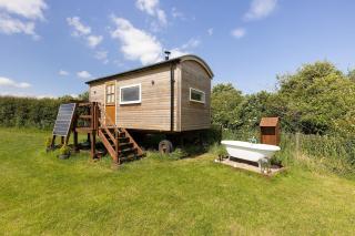 The Shepherd's Retreat Secluded and private Cosy Hut Outdoor Bath with Firepit - Seamer - 8