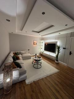 شقة فاخرة بصالة وغرفة نوم - Riad - 7
